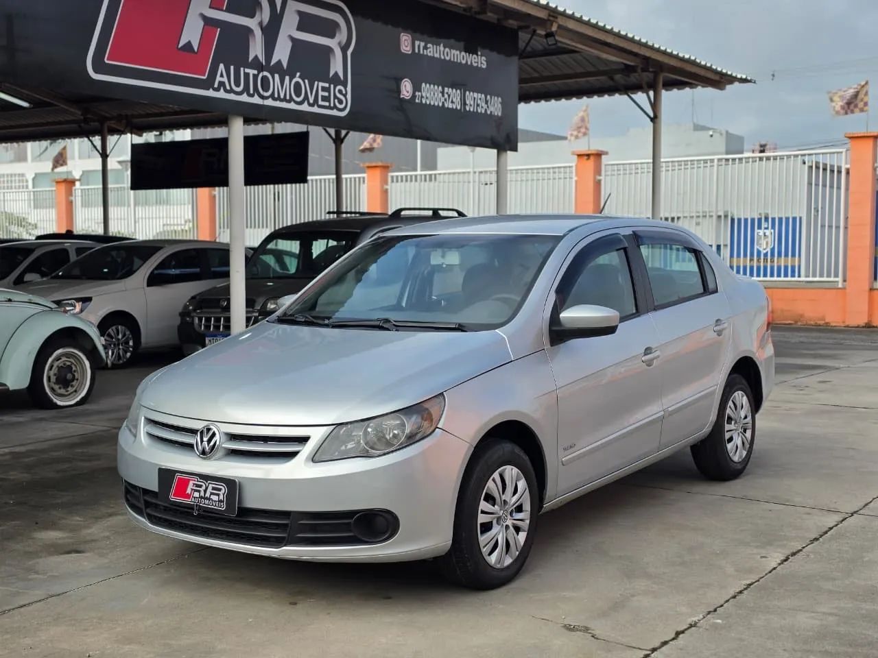 Volkswagen Voyage 1.0/1.0 City MI Total Flex 8V 4P 2013 - Foto 2