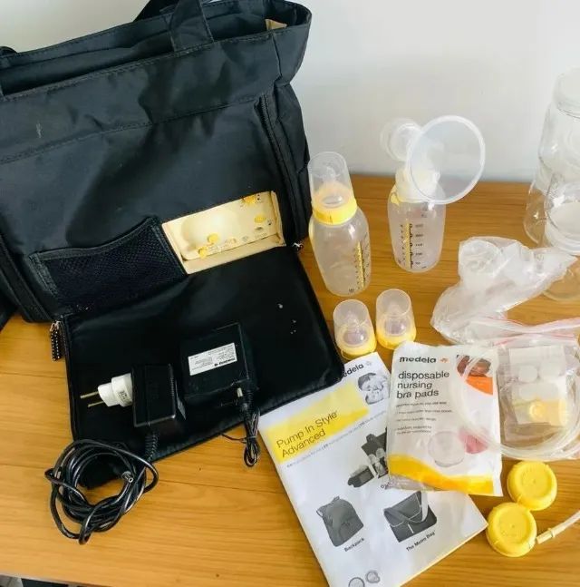 Bomba Extratora de Leite Elétrica Dupla Medela