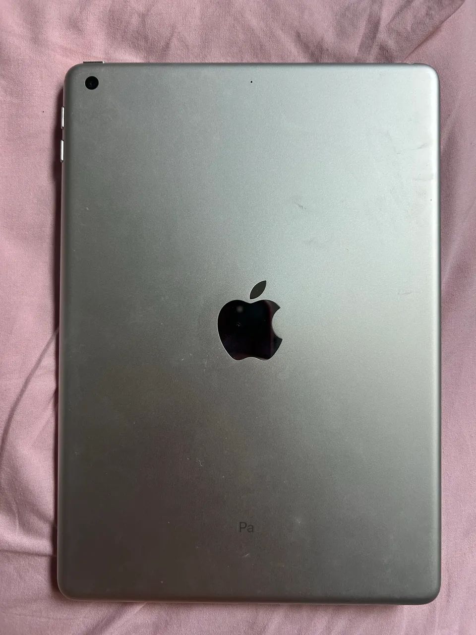 iPad 6ª geração ? 32 GB + capa + caneta