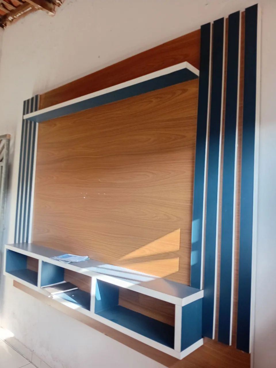 Vendo esse painel bem grande de MDF pega TV de até 75 polegadas.. - Foto 5