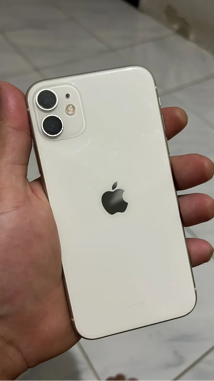 iPhone 11 BRANCO
