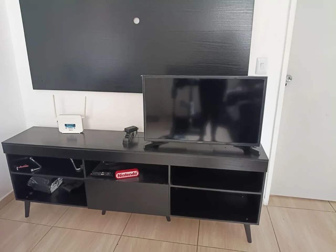 Vendo TV Samsung de 32 polegadas - usada em perfeitas condições.