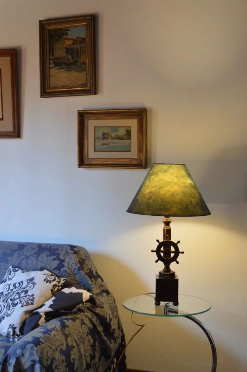 Abajur de madeira temática náutica 