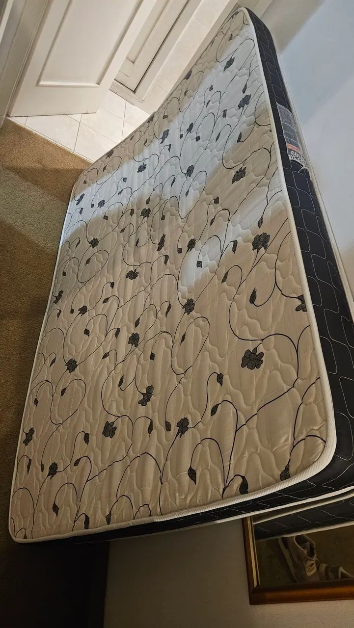 Colchão Casal de espuma D28 - Foto 3