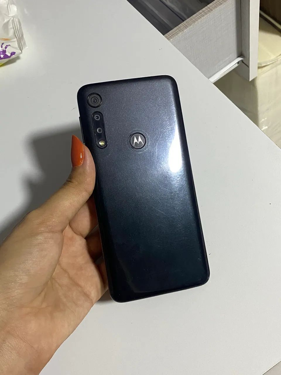 Moto G8