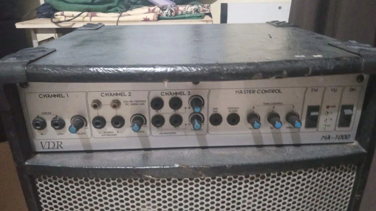 Vendo uma caixa de som amplificada multiuso 15 polegadas leia o anúncio antes. - Foto 2