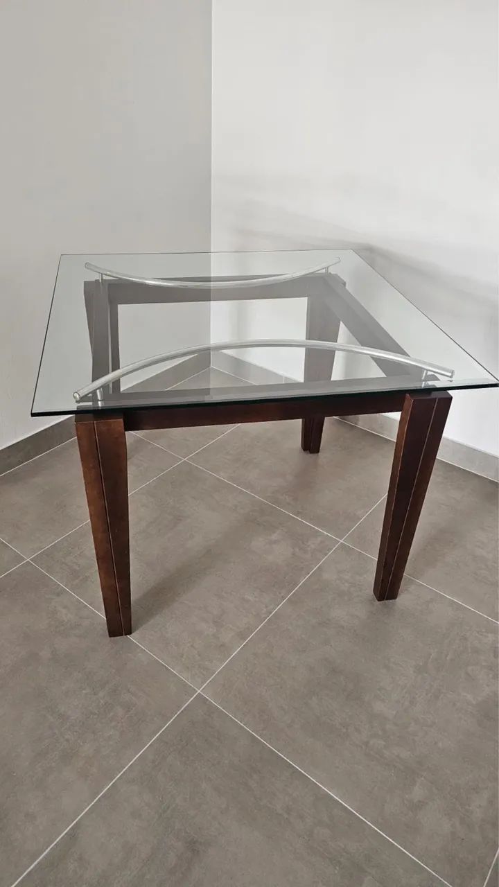 Mesa jantar madeira e vidro - Foto 4