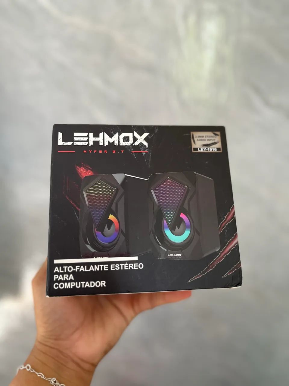 Caixa de som para Pc com Led - ENTREGA A DOMICÍLIO 