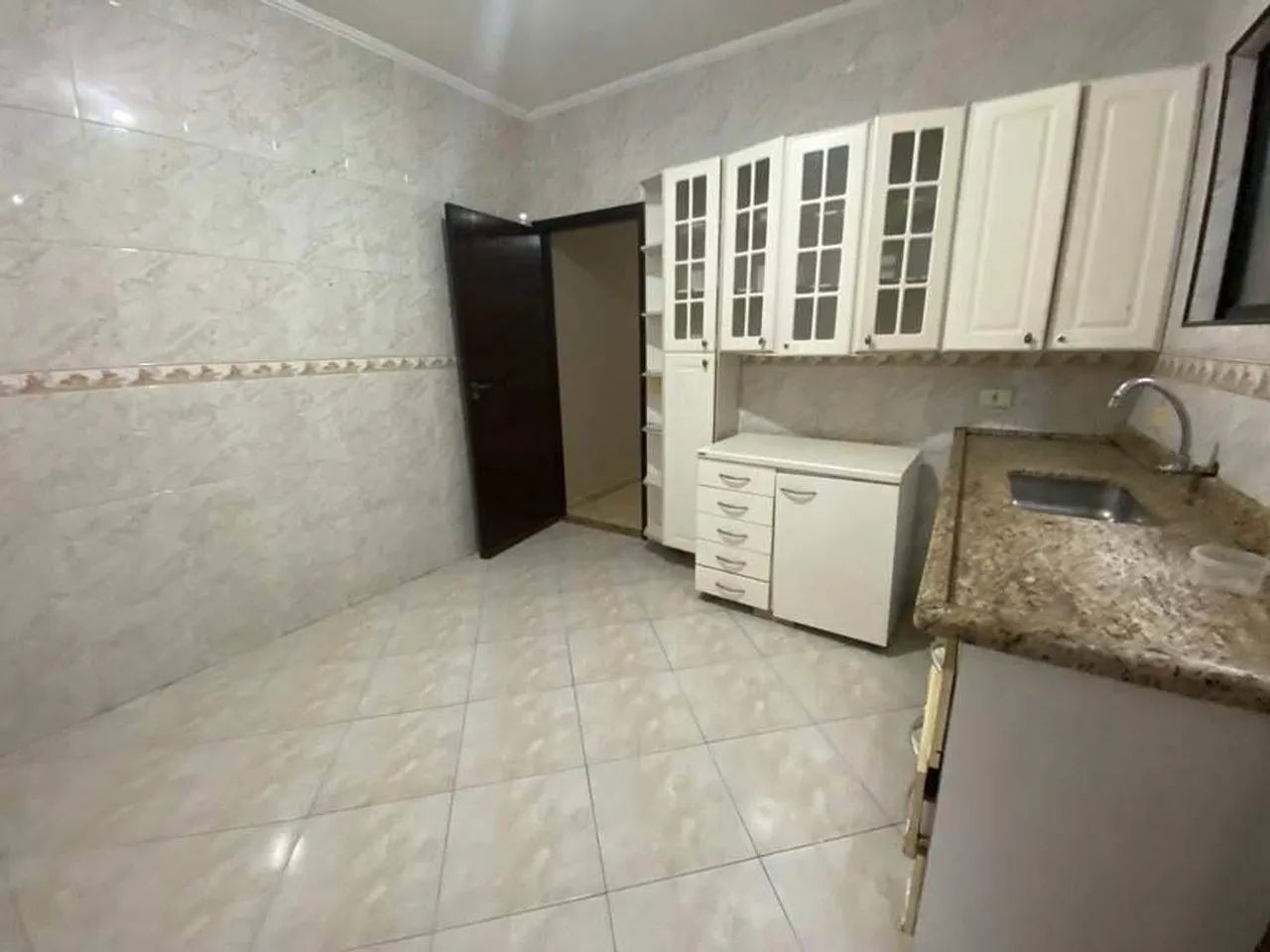 Excelente sobrado com 3dorm e 1suíte na Vila Valença- São Vicente - Foto 4