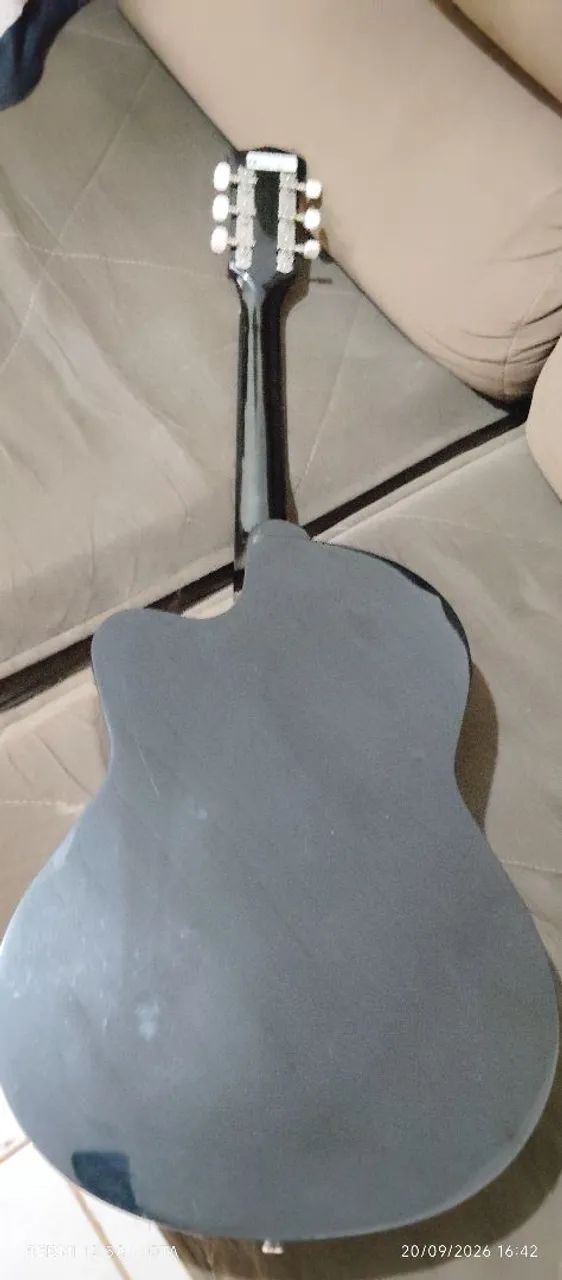 Violão Suzuki 