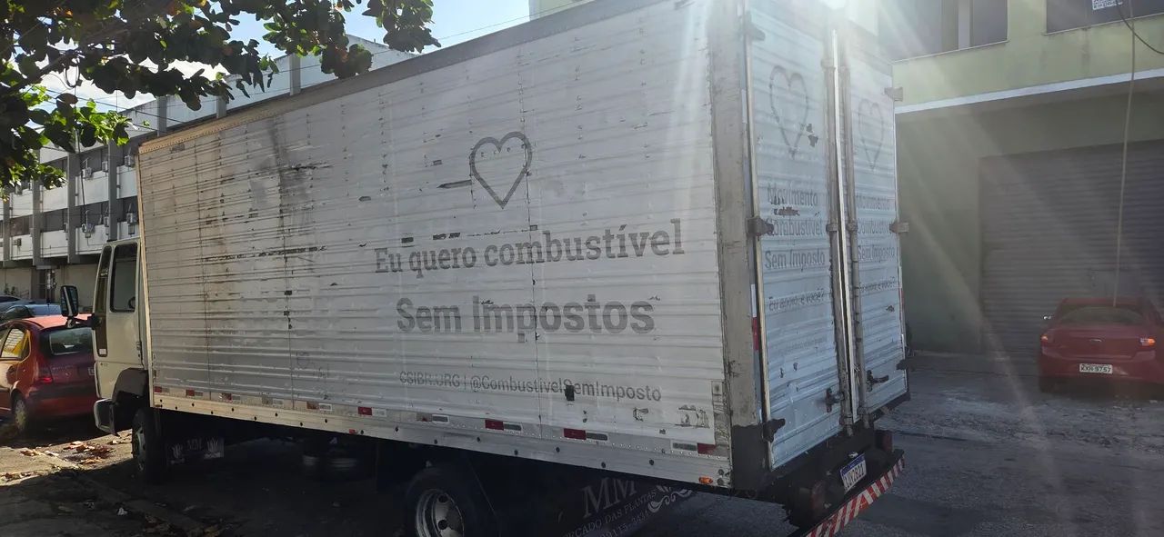 Cargo 815 - Foto 3