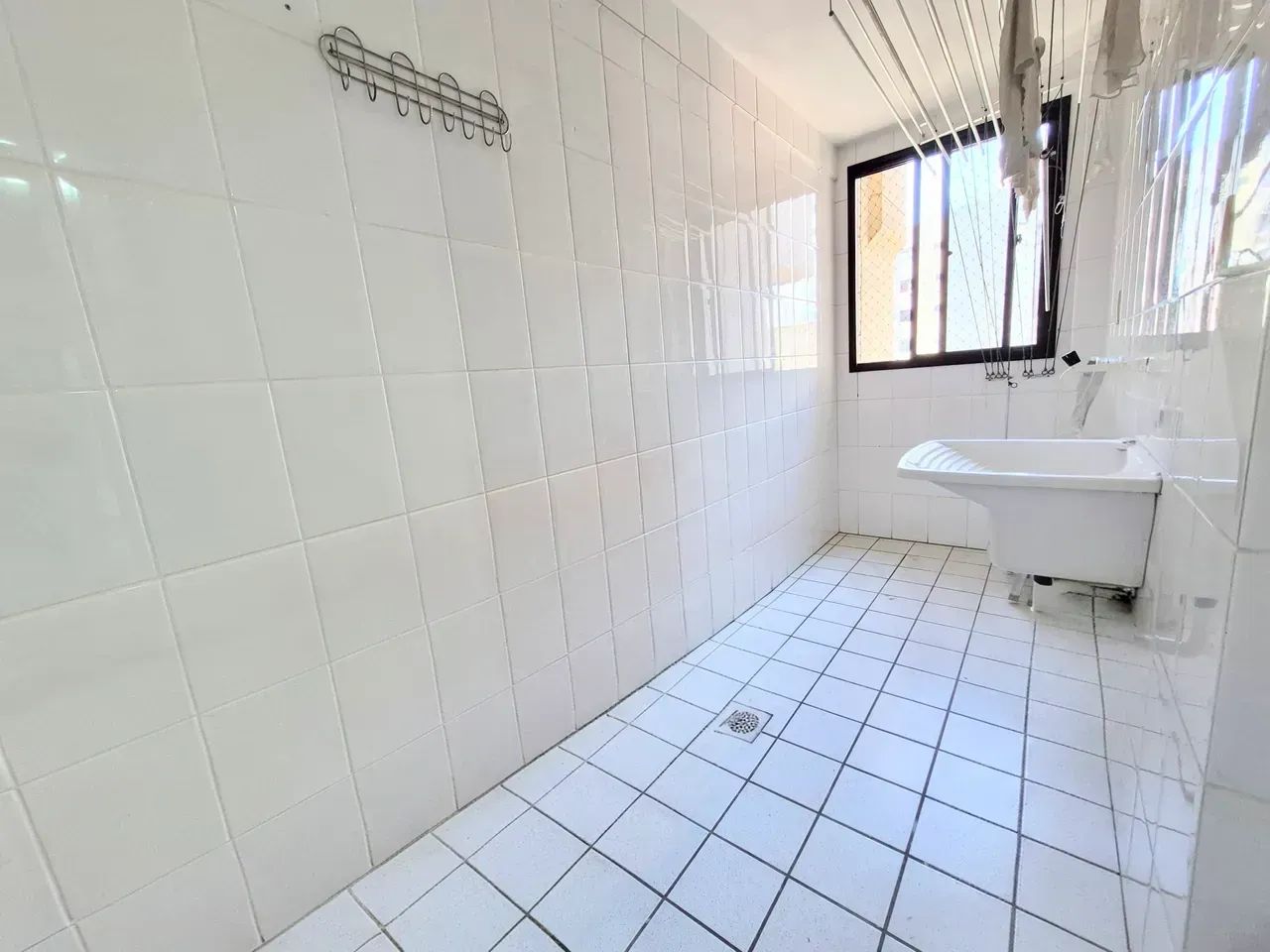 3 quartos a Beira Mar com lazer completo - Foto 2