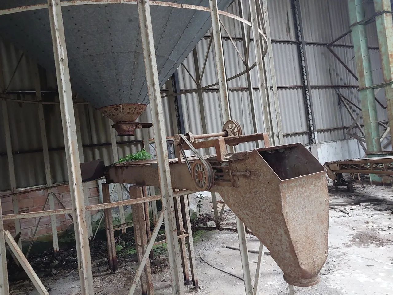 Silo para Grãos + Esteira - Foto 5