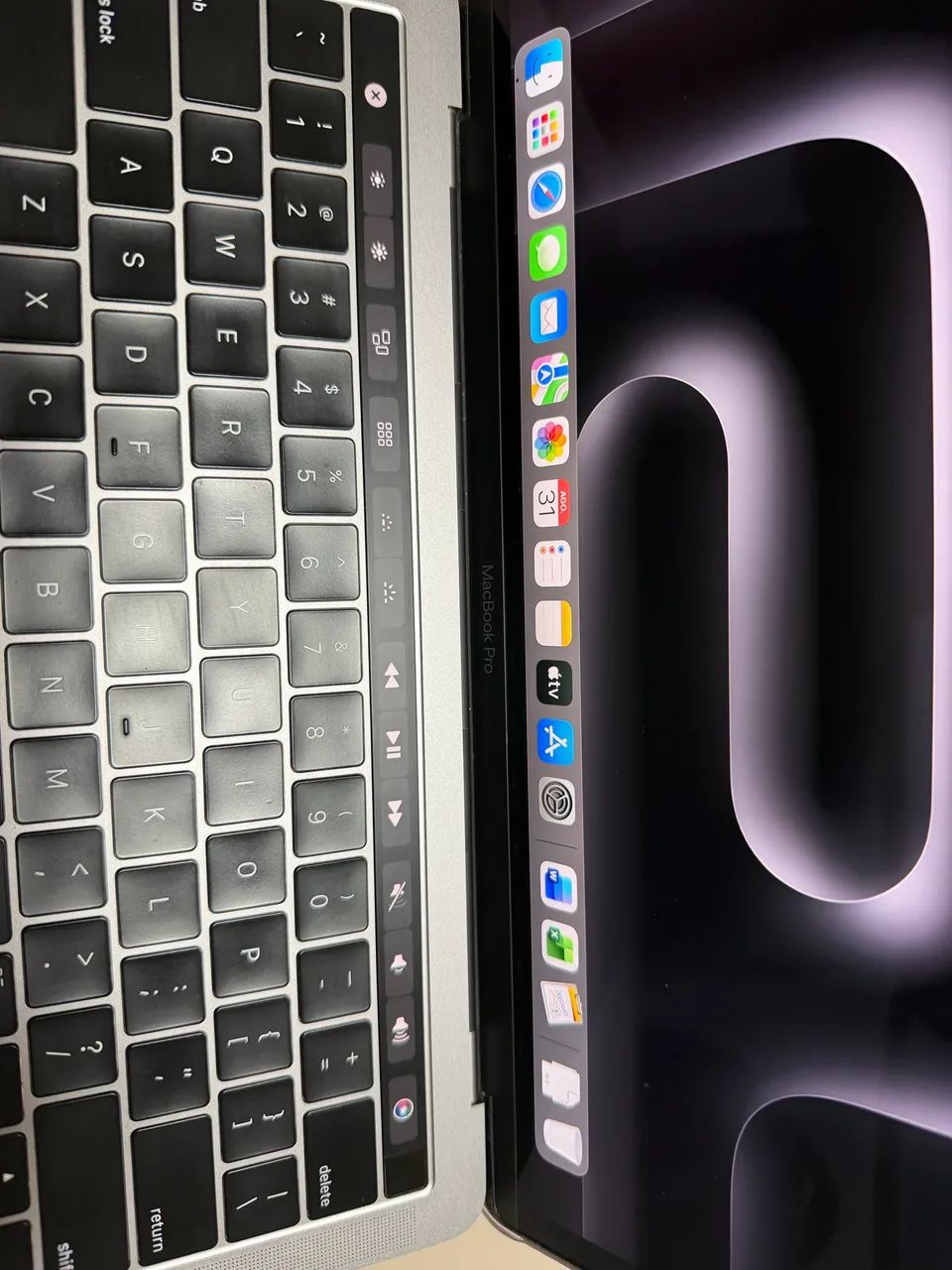 MacBook Pro 2019 com touchbar *perfeito* - Foto 2