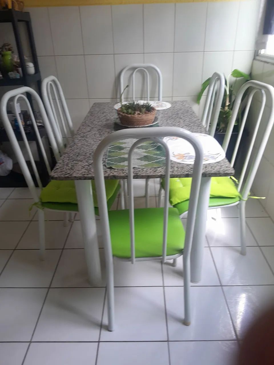 Mesa aço e granito 6 cadeiras  - Foto 3