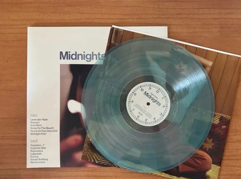 LP Midnights (Moonstone)- Taylor Swift