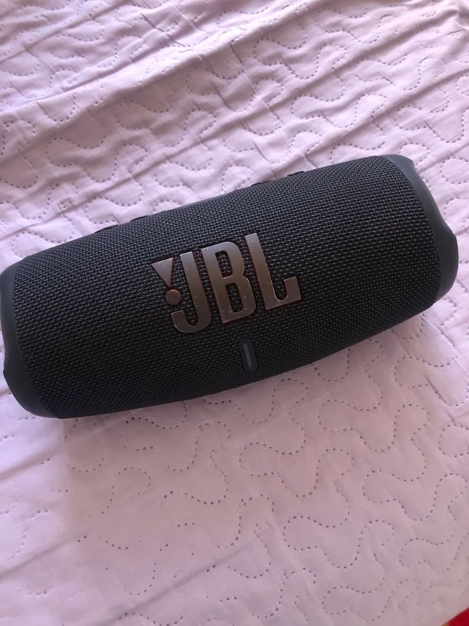 Caixa jbl charge 5