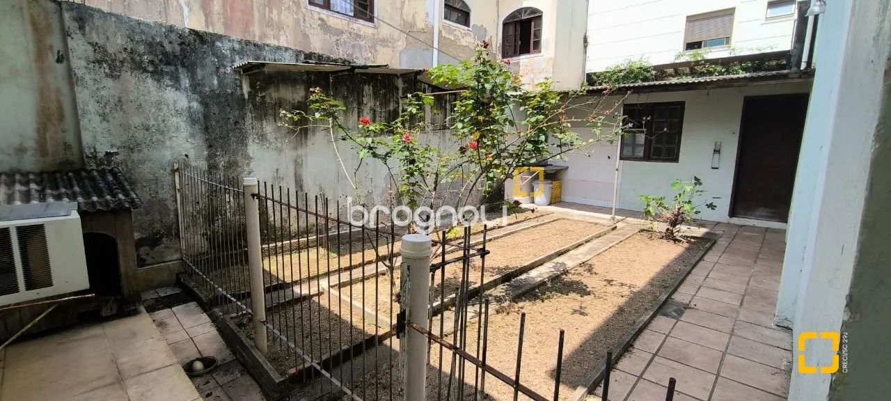 Casa a venda com 3 quartos sendo 1 suíte master e edícula com mais 2 quartos no Balneário  - Foto 3
