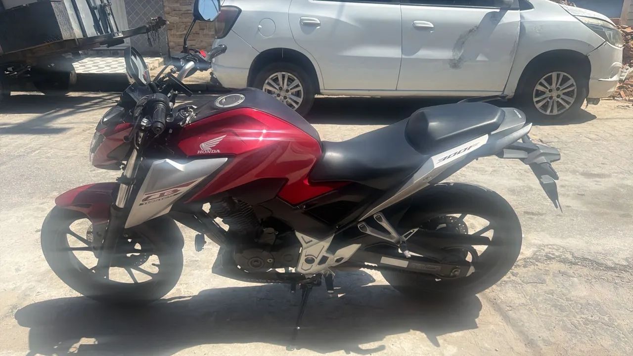 Cb 300 - Foto 4