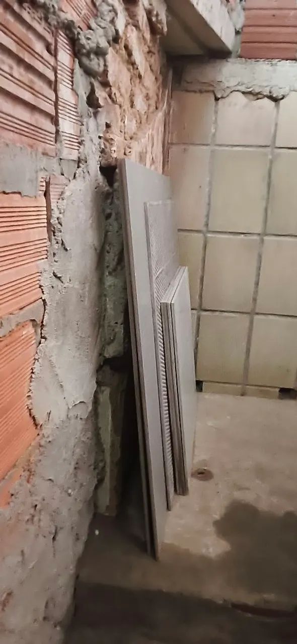CERÂMICA CINZA