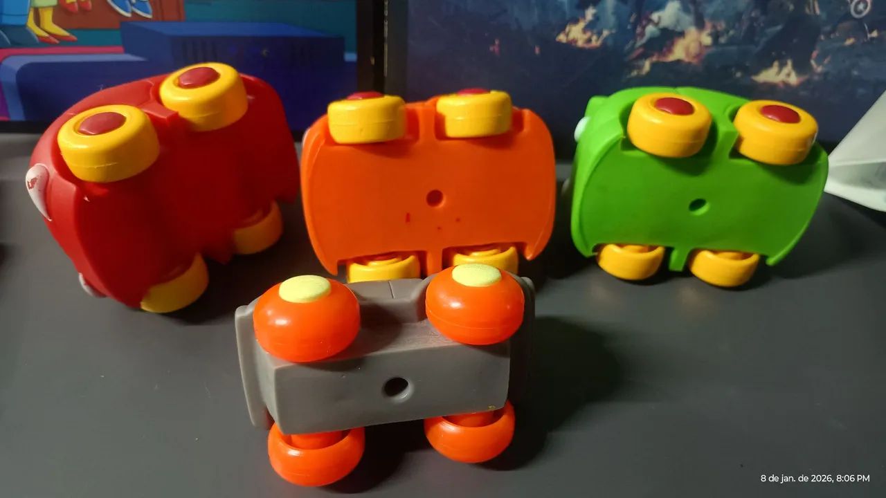 Carros coloridos de borracha  - Foto 5