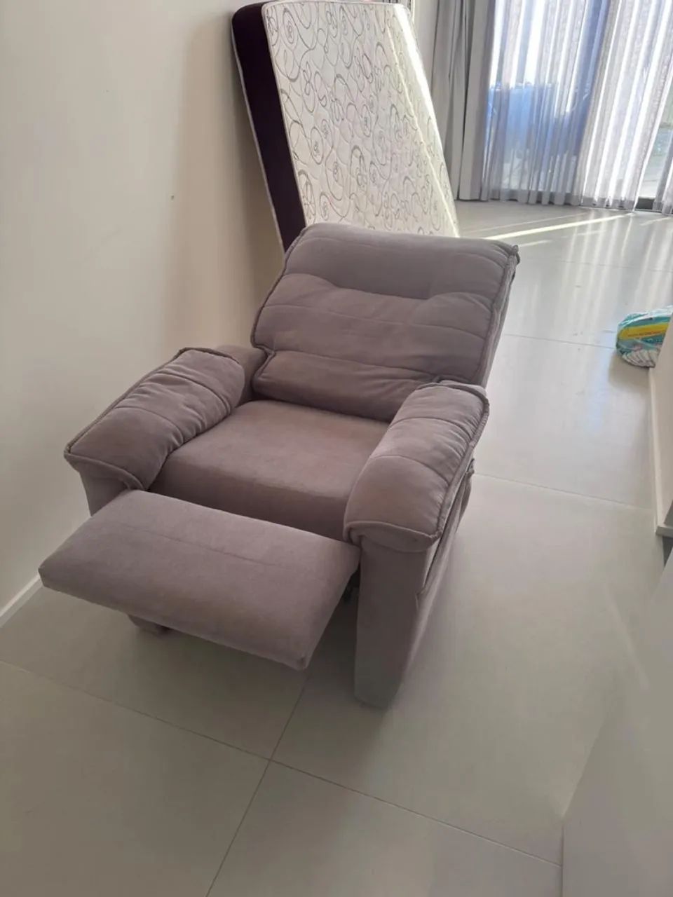 Poltrona/amamentação/descanso