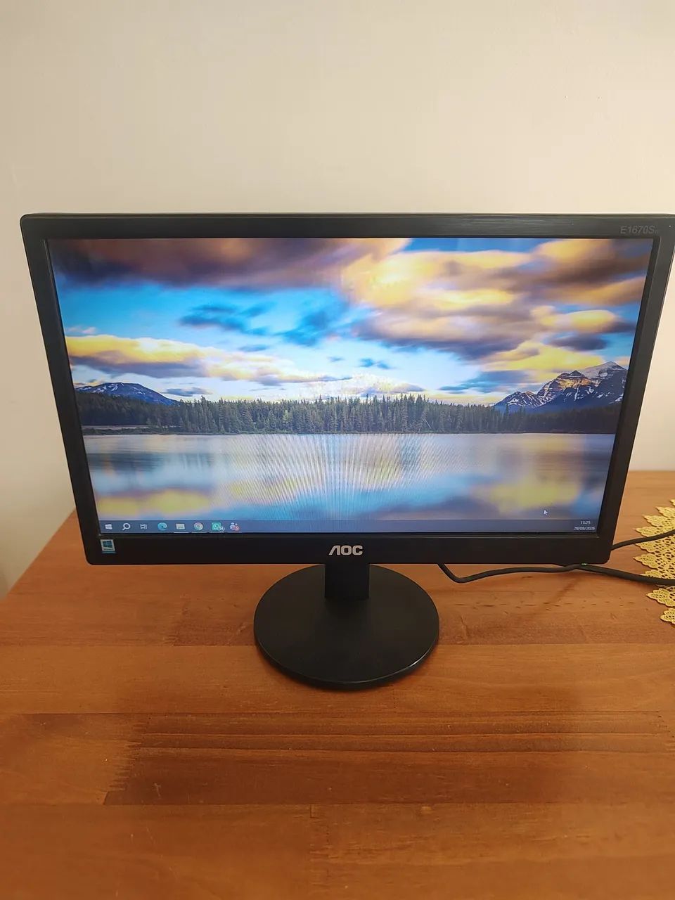 Monitor AOC 15" Usado! Em excelente estado! - Foto 2