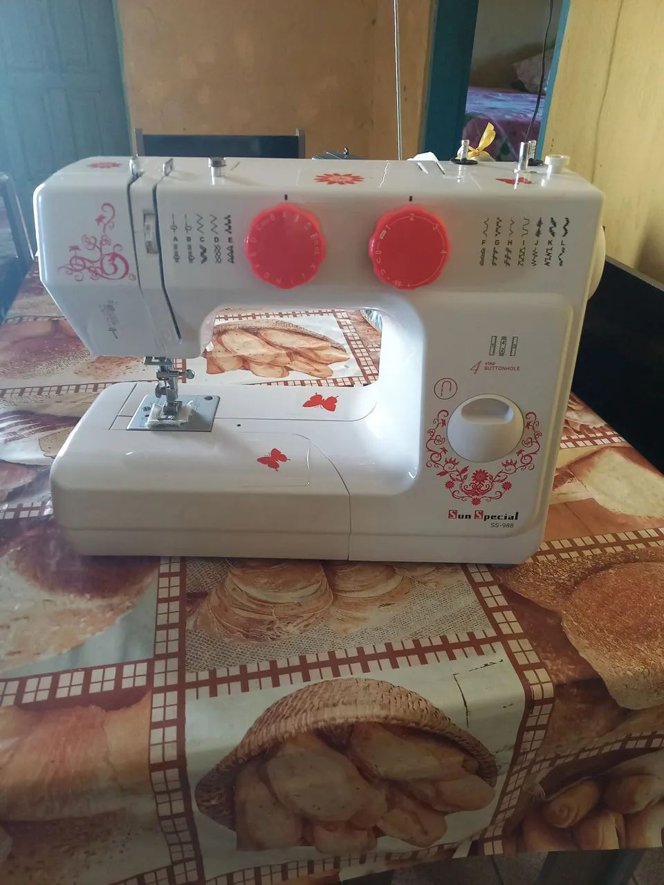 Máquina de costura  - Foto 2