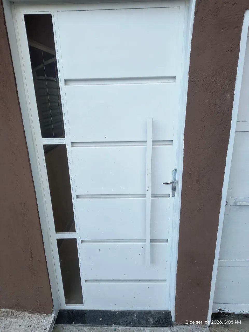 Alugo kitnet semi mobiliada 