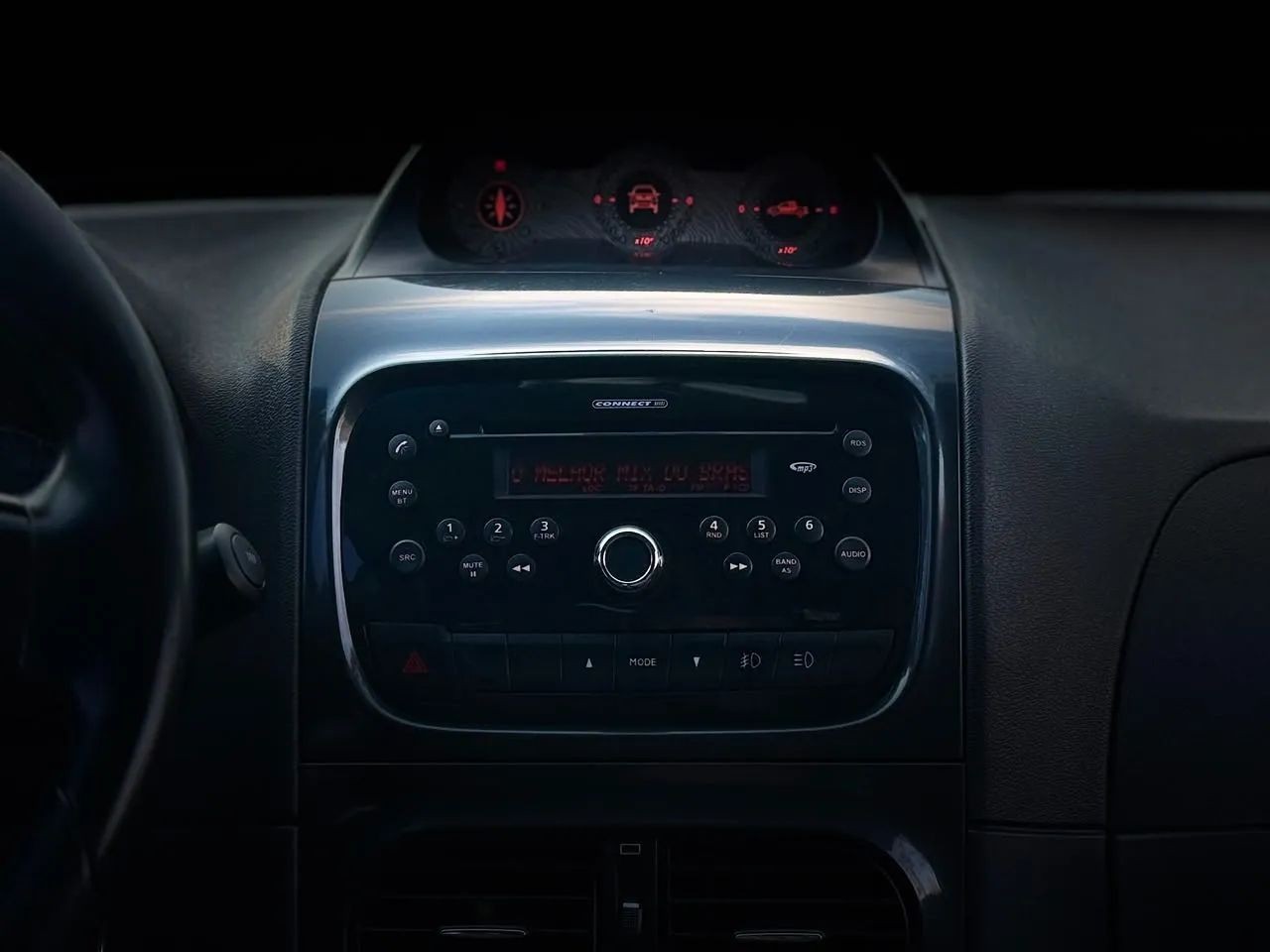 Fiat Strada Adventure Ext. 1.8 Dual. Flex CD 2013 - Foto 5