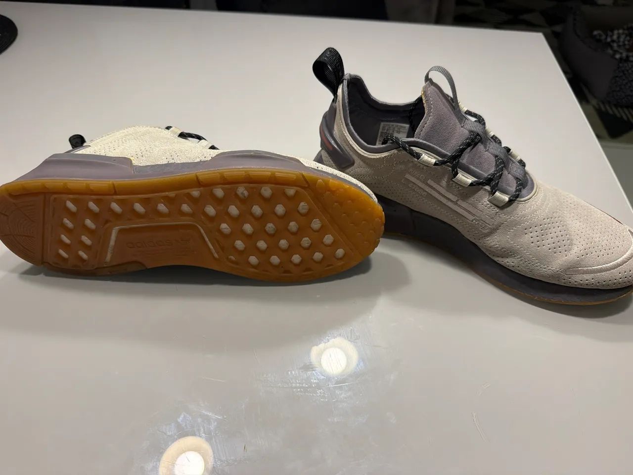 Vendo tênis adidas original pouquíssimo uso  - Foto 2