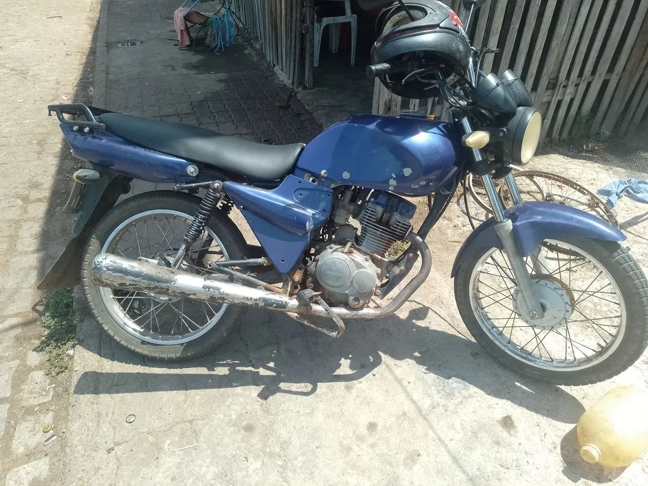 Uma moto 125 - Foto 2