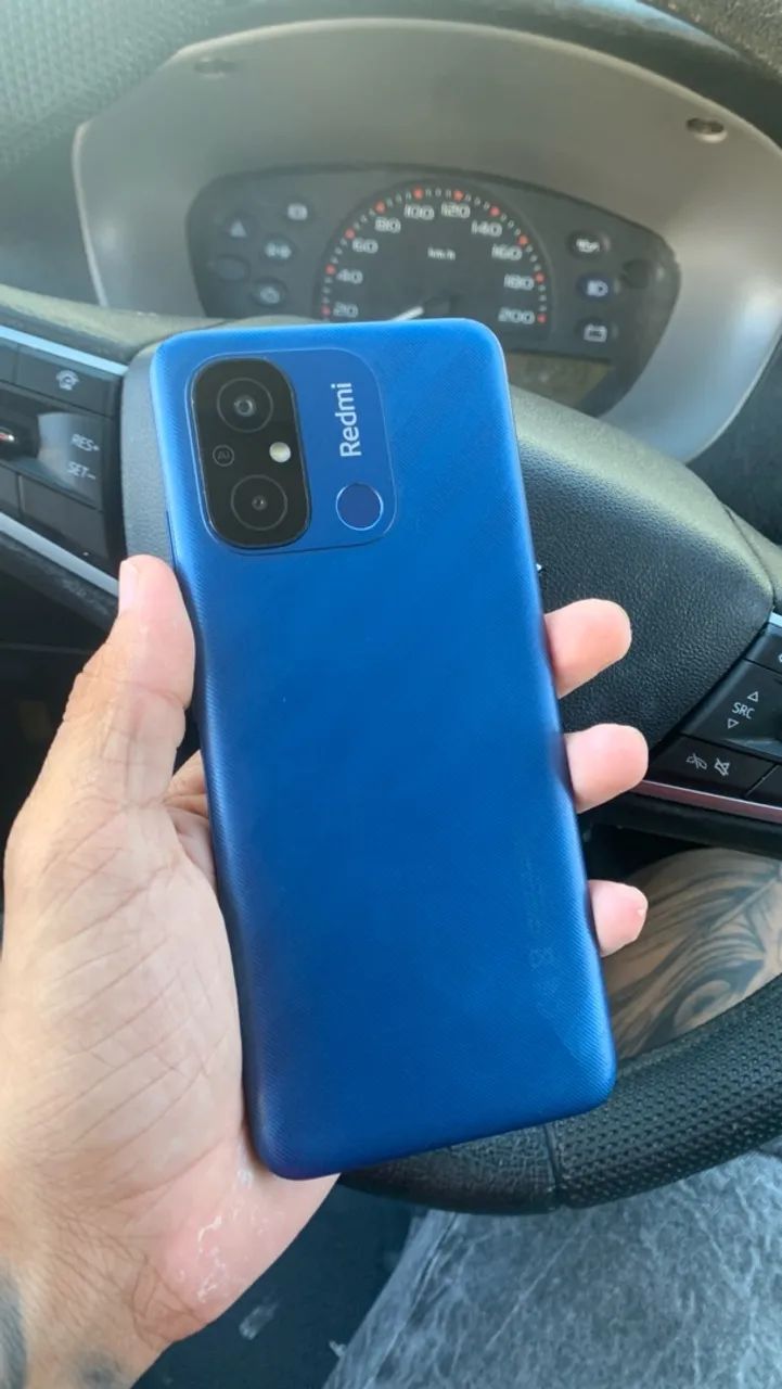 Realmi 12c