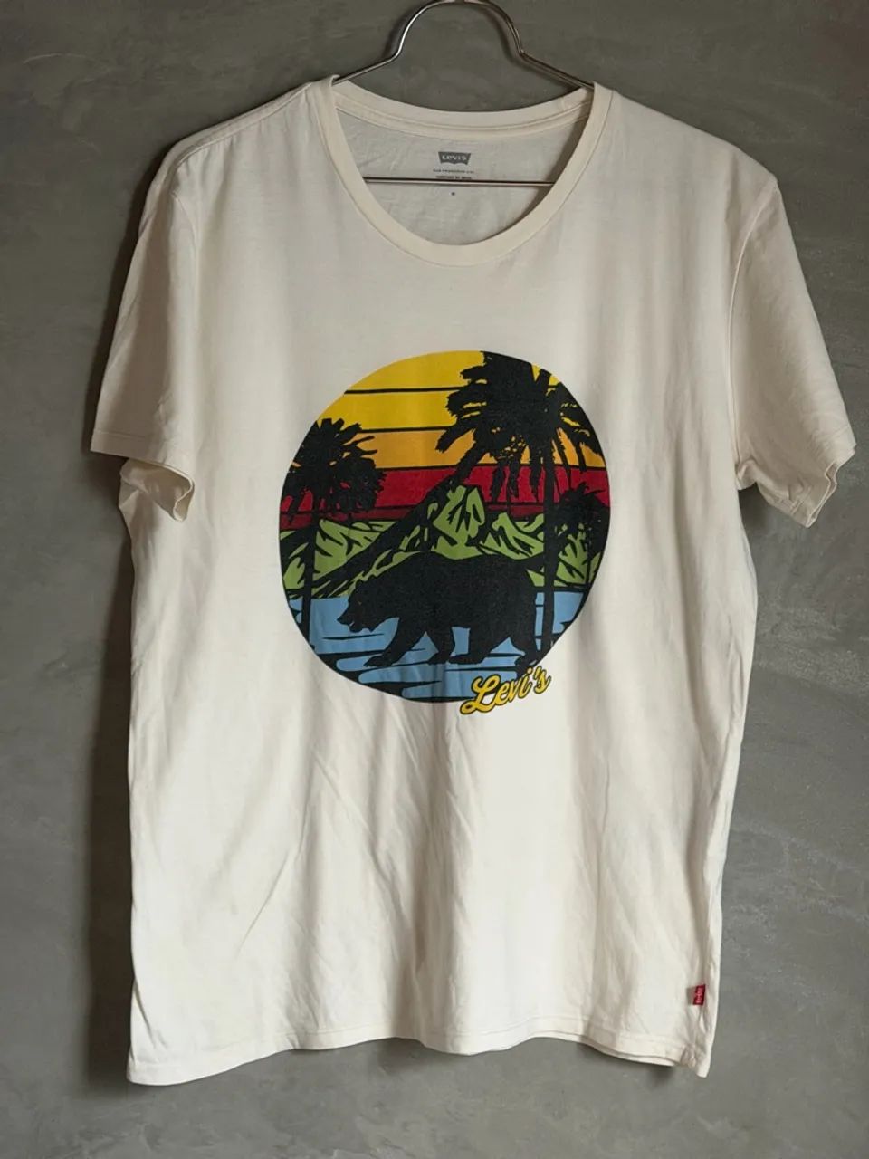Camiseta branca estampada Levis M