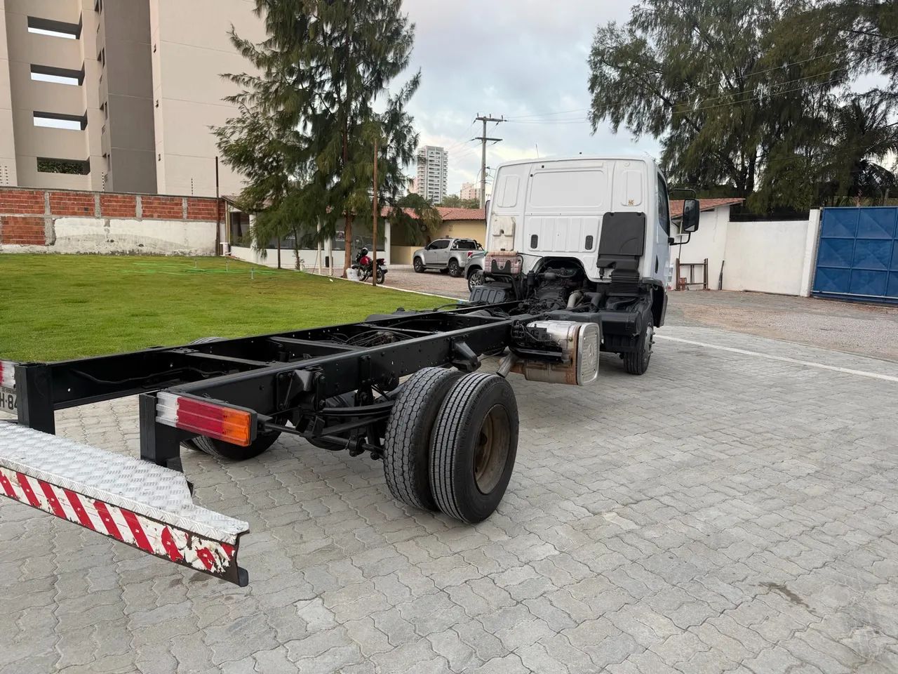 Accelo 815 - Foto 5