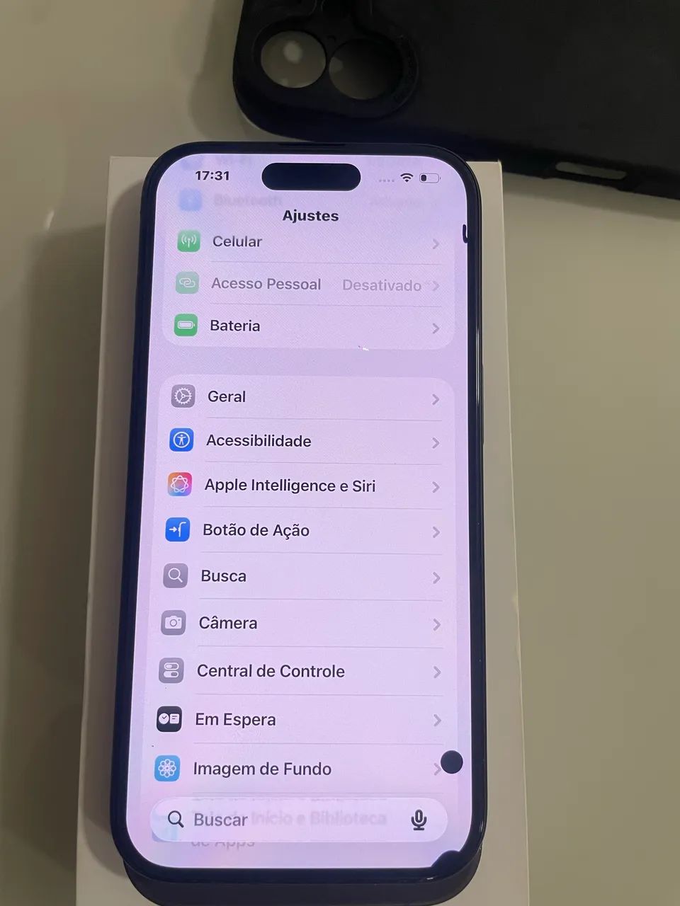 iPhone 16 - 256GB preto.