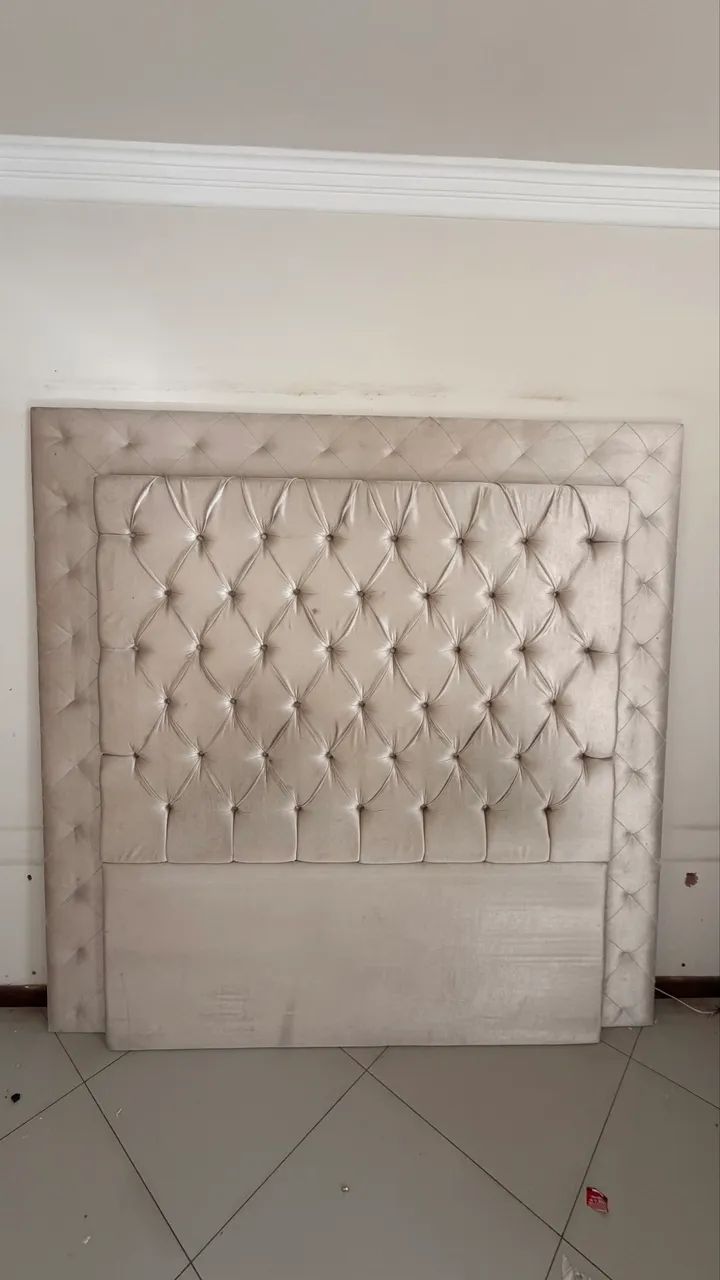 Cabeceira estofada