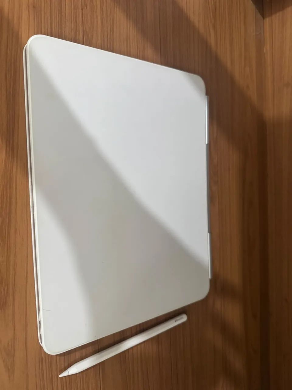 iPad Pro 13 inch M4 256GB estado novo com Pencil Pro e Magic Keyboard - Foto 3