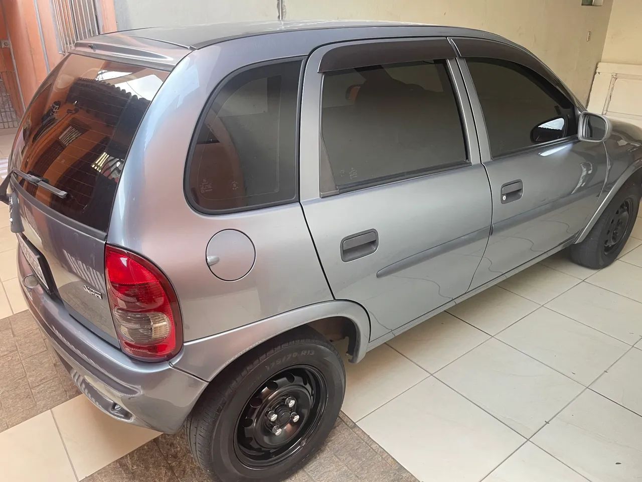 Chevrolet Corsa Wind 1.0 Mpf/milleniumi/ EFI 4P 2000 - Foto 2