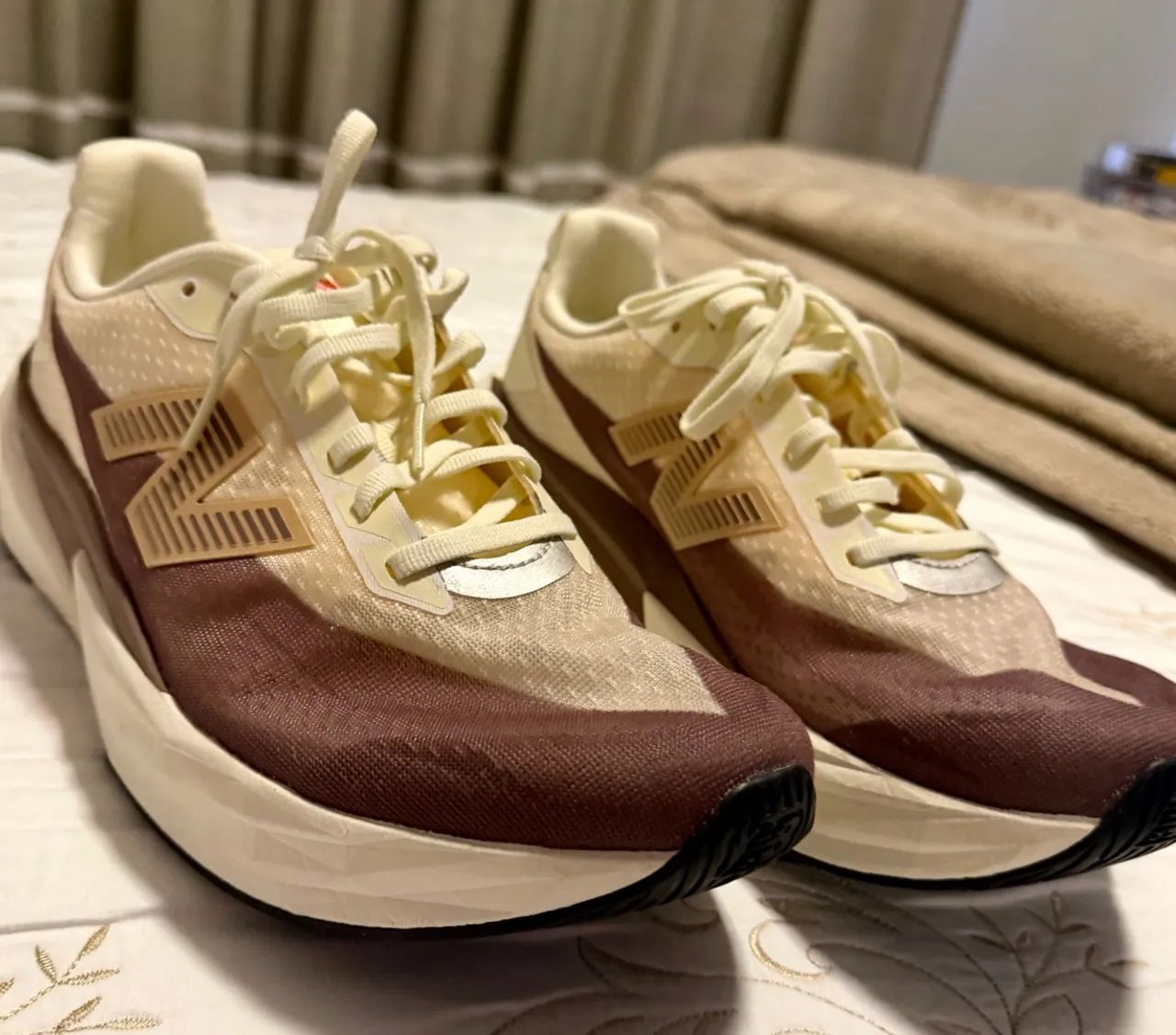 TÊNIS NEW BALANCE - ÓTIMO ESTADO - Foto 2