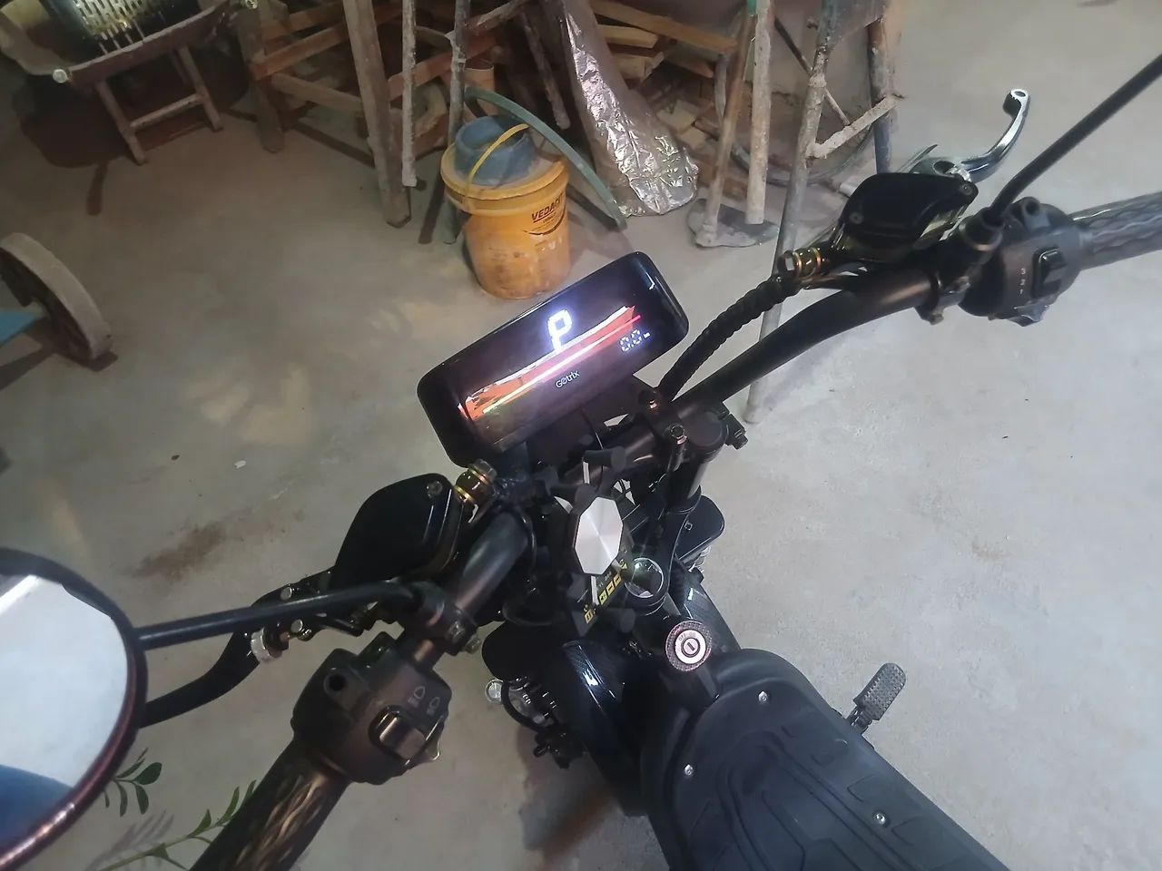 Scooter eletrica x13 plus com caixas de som e bau - Foto 3