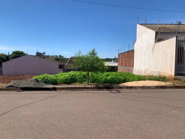 Venda de Terreno - 252m²  