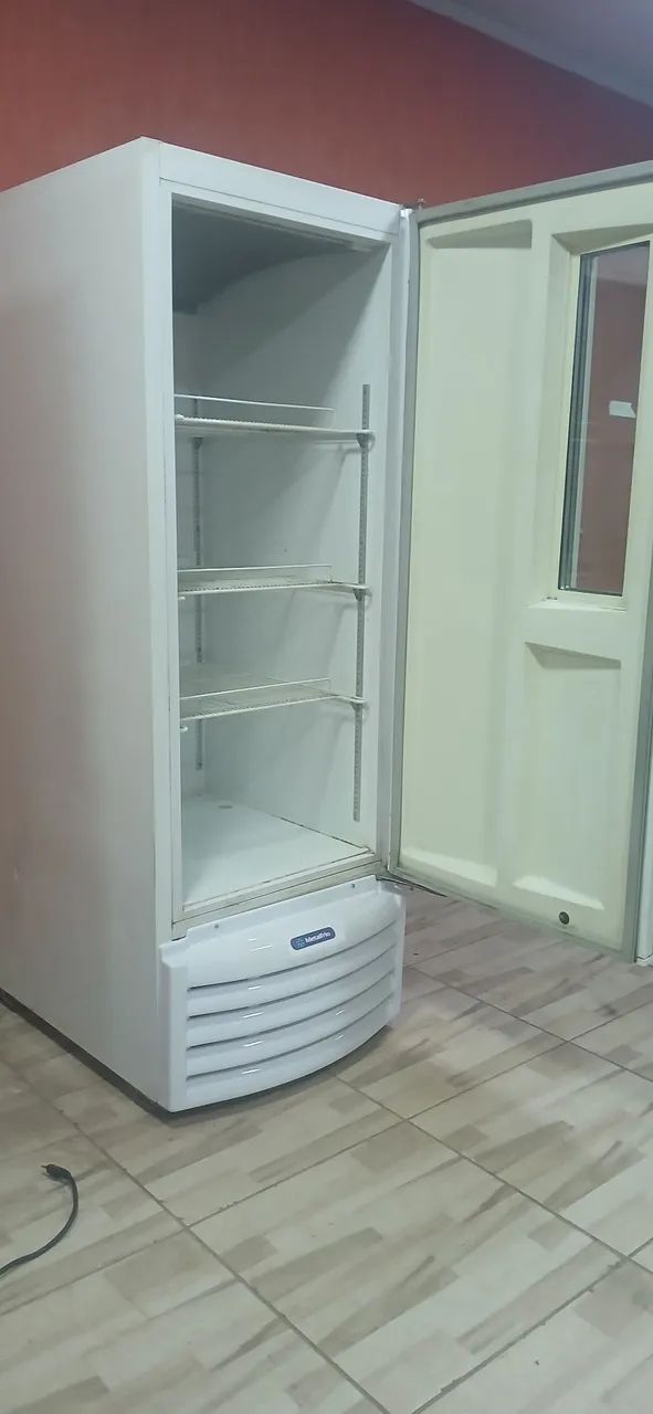 Freezer dupla ação resfria e congela  - Foto 4