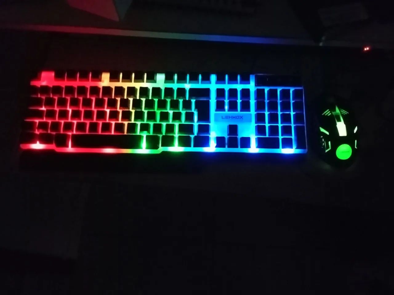 Kit teclado + mouse gamer para PC