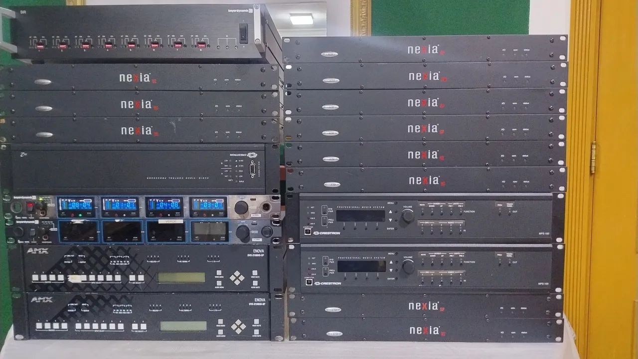 Processador de áudio e vídeo profissional biamp e outros  - Foto 2