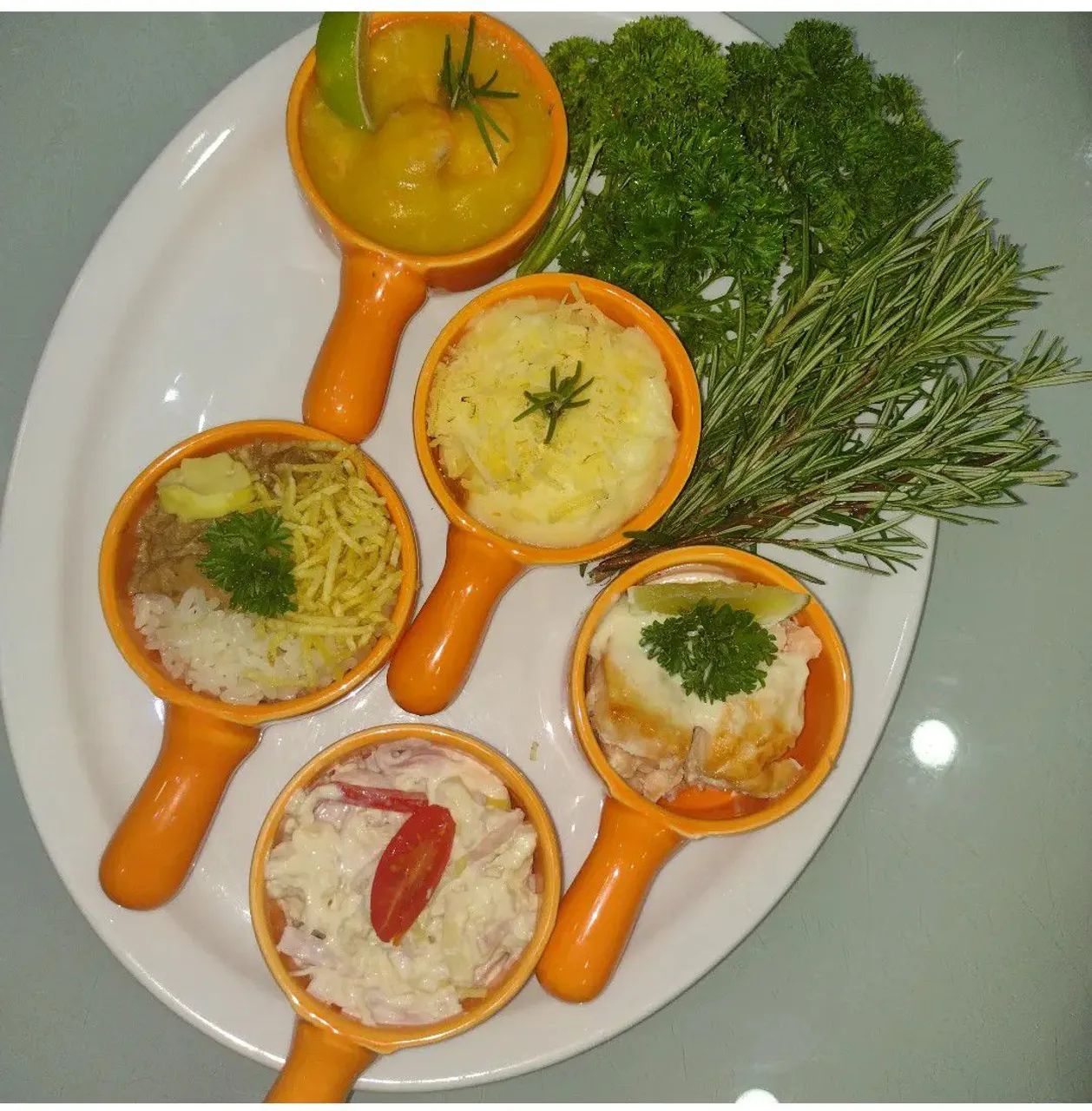 Cozinheira domiciliar e para eventos  - Foto 4
