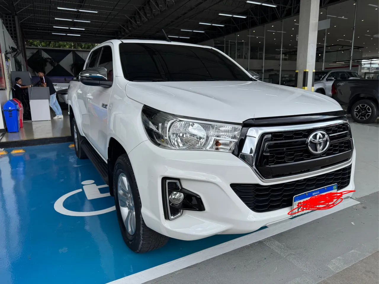 Toyota Hilux Hilux CD SR 4x4 2.8 TDI Diesel Aut. 2020