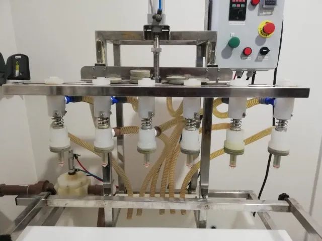 Envasadora 6 bicos - Foto 2