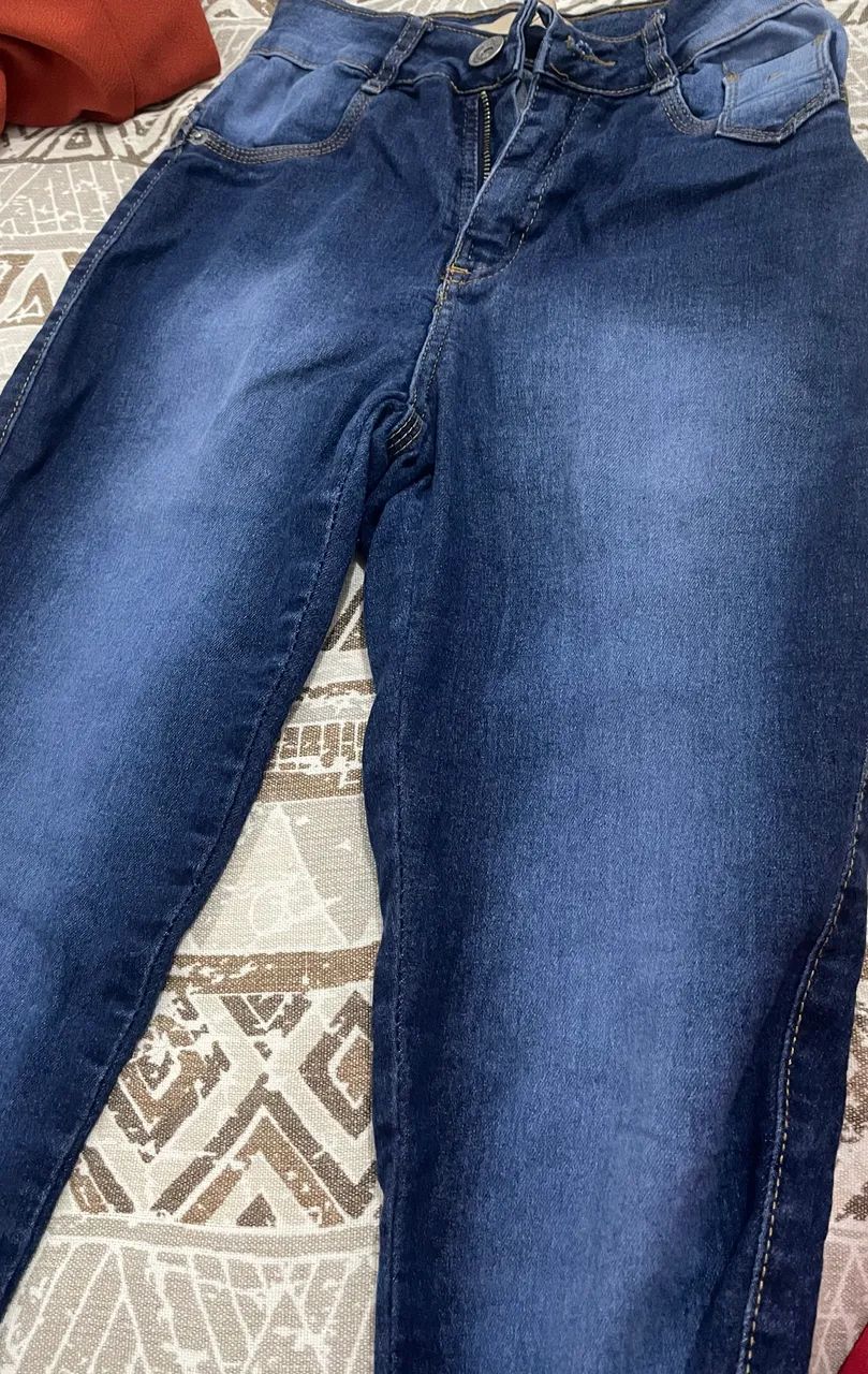 Calça jeans semi nova  - Foto 2
