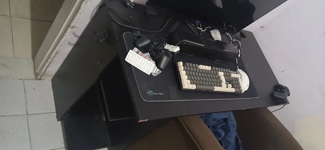 Mesa para PC grande 